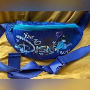 EUC Walt Disney World Fanny Pack Sling